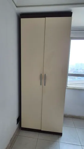 Armario duas portas 
