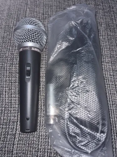 Microfone Shure Sm58 com cabo de 5m