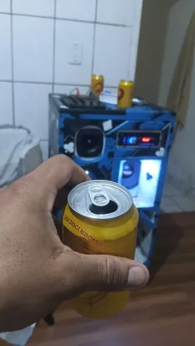 Caixa de som bob
