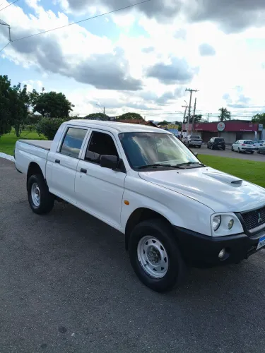 Mitsubishi L200 GL 2.5 4X4 CD Diesel 2007