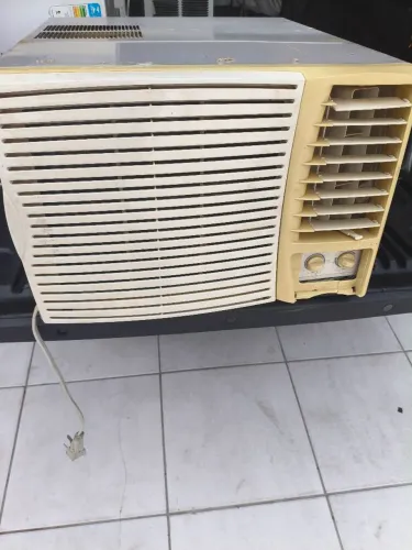 Ar condicionado Springer 12 mil BTUs 220w