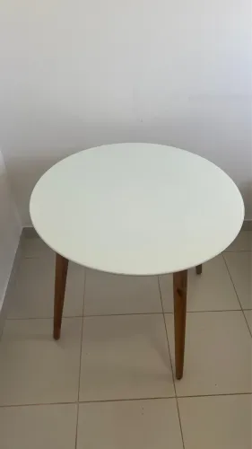 Mesa Redonda 90 cm Jade TokStok
