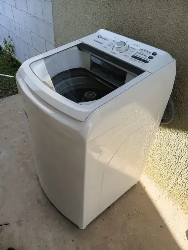 Vendo máquina de lavar Eletrolux 14 kg
