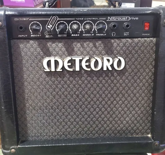 Amplificador Meteoro Nitrous Drive 30w bivolt (Único Dono)