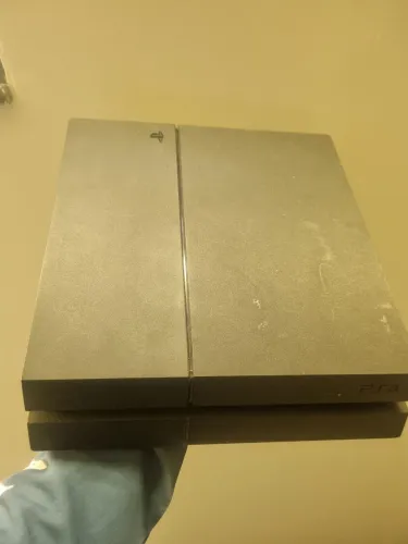 Playstation 4 1TB (1 controle + 8 jogos + 1 HD 500gb)