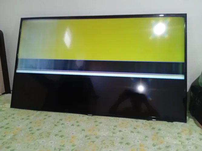 Tv Samsung 48 Polegadas com defeito 