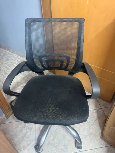 CADEIRA GIRATÓRIA
