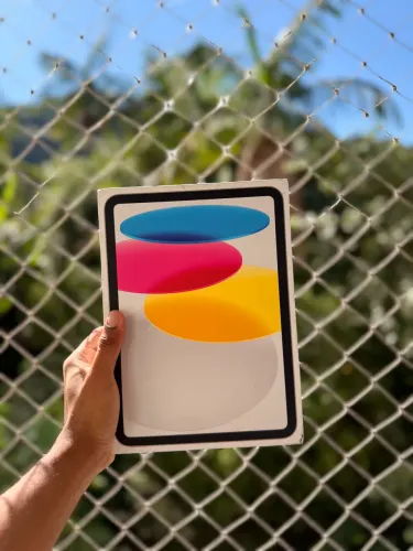 iPad 11 Apple A16 128GB Prata - 1 ano de garantia - LACRADO
