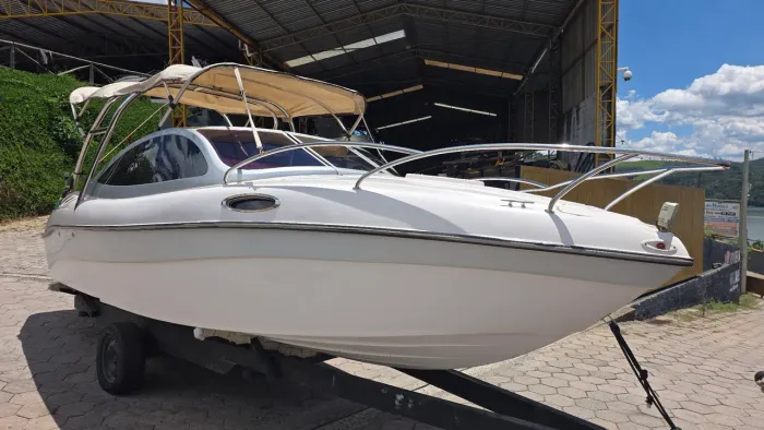 Fs 220 ano 2009 motor mercruiser 4.3 220hp