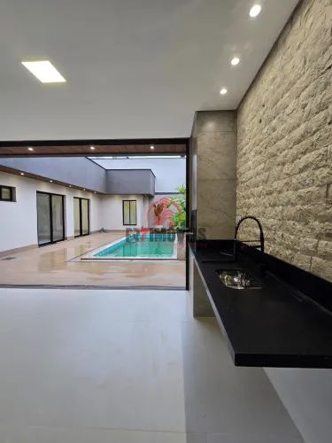 CASA 3 SUÍTES C/ ACESSO PARA PISCINA NOJARDIM IPÊ - GOIÂNIA/GO