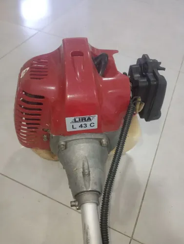 Roçadeira Lira 43C