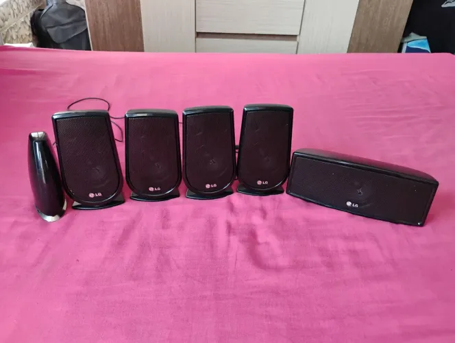 Caixinhas de Som LG