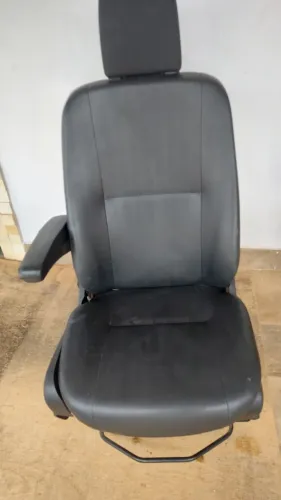 VENDO BANCOS DIANTEIROS SPRINTER 2018