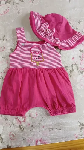 Jardineira bebê menina