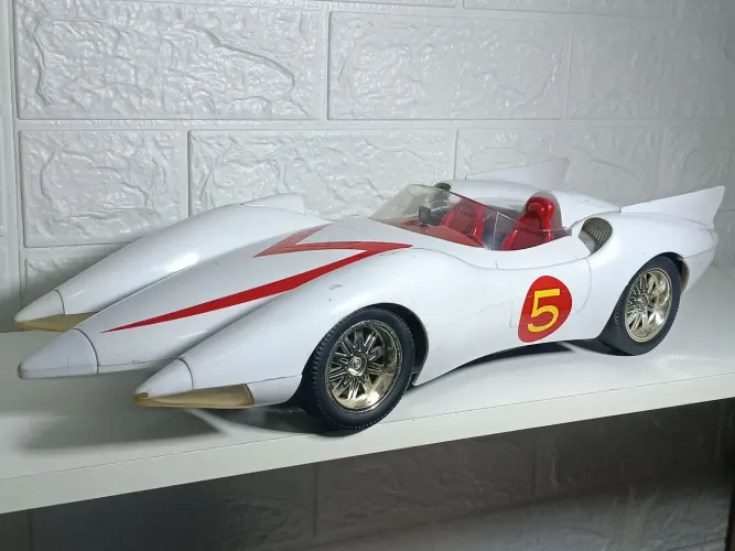 Speed Racer Mach 5  escala 1/18 comprimento 30 cm