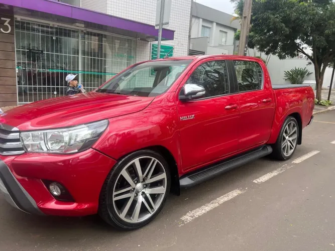 Toyota Hilux CD SRV 4X2 2.7 Flex 16V Aut. 2017