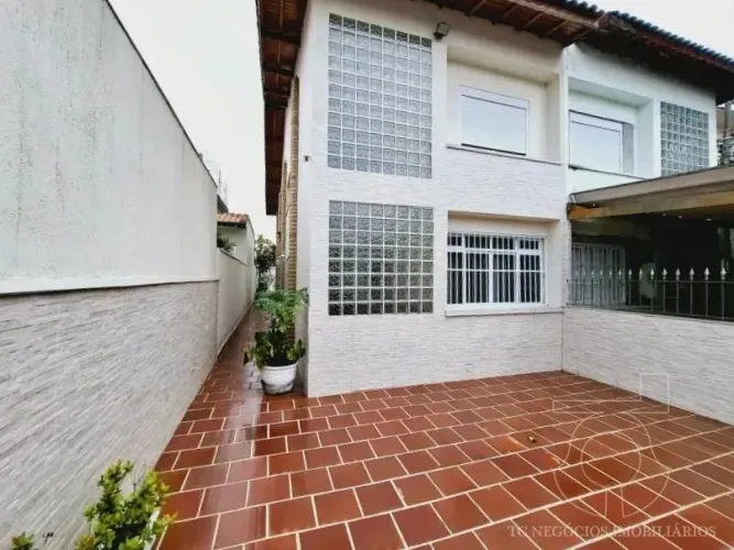 Casa em Caxingui - São Paulo