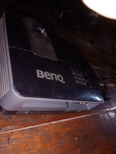 Projetor/BenQ MS5 13PB para pegar peças ou conserto após a compra