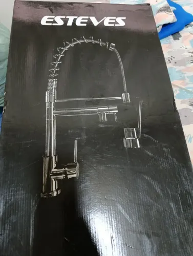 Vende-se uma torneira pra cozinha 