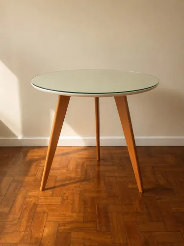 Mesa Redonda 80 cm com Tampo de Vidro 6 mm - R$ 450