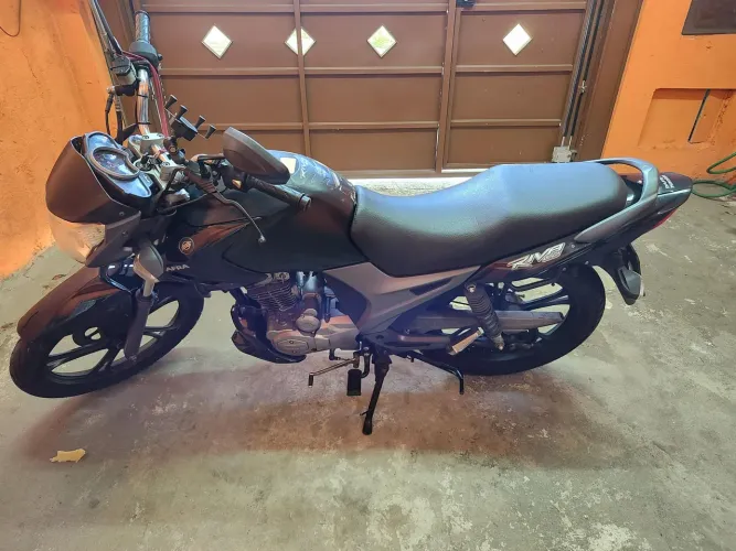 RIVA 150 ano 2016 - Moto de garagem - Primeiro que vê leva