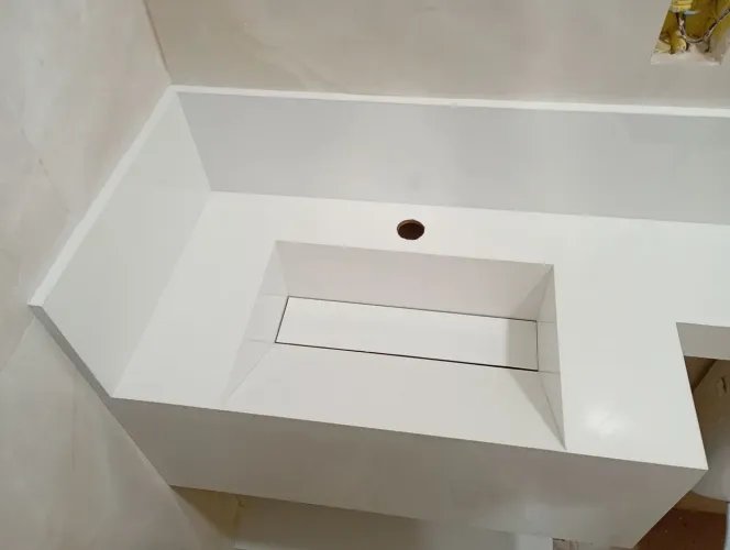 Piá de porcelanato pra banheiro