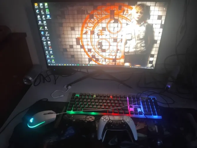 Vendo pc gamer completo com vários periféricos