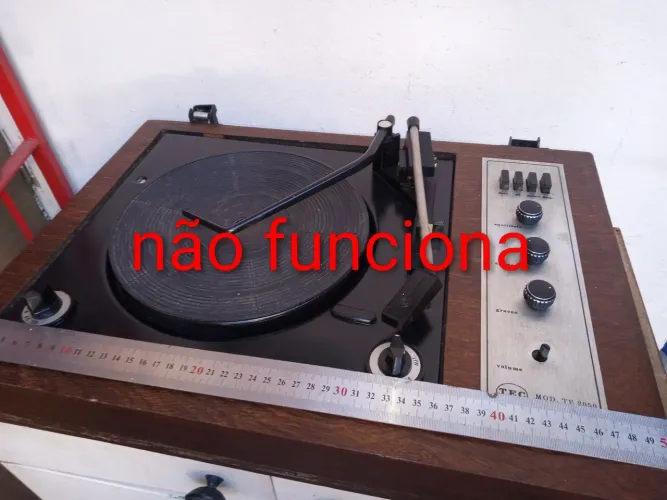 Toca disco antigo não funciona