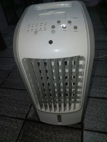 climatizador Britânia BCL01F