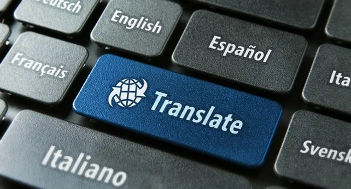 Tradução e revisão de artigos e textos ( português-inglês)