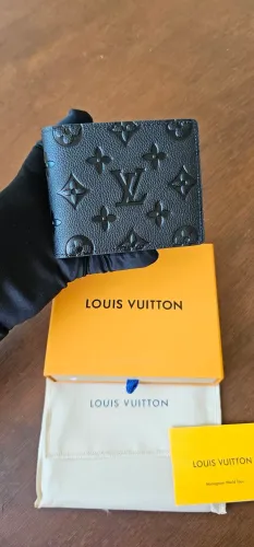 Carteira Louis Vuitton 