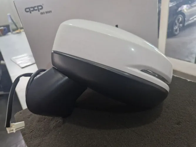 Retrovisor Esquerdo Honda Fit 2015 a 2021 Eletrico C/PISCA.