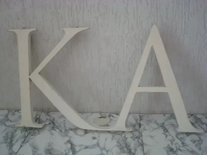 Vendo placas usadas e letras caixas conforme descrição no anuncio