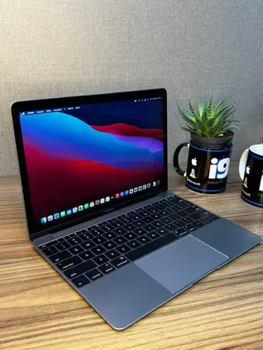 MacBook 2015 Intel core M Dual 8GB 256GB ssd Intel 5300 1536MB (Novo Lacrado)