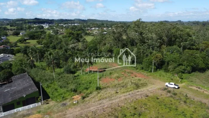 AMPLO terreno PRÓXIMO ao Centro, bairro primeira Linha ÓTIMO CUSTO BENFÍCIO pelo valor !