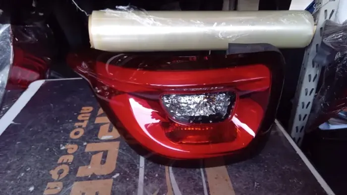 Lanterna Fiat Toro com led 16 17 18 2019 2020 21 22 original 