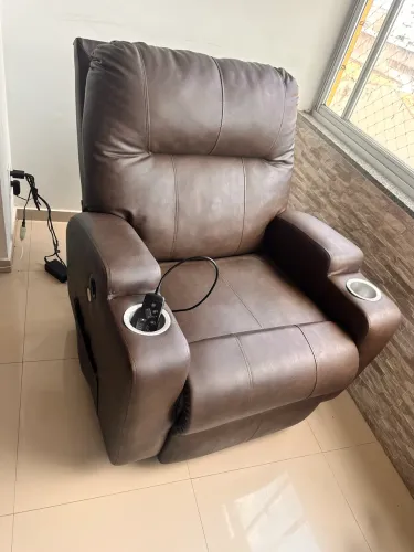 Poltrona reclinável ( massagem )