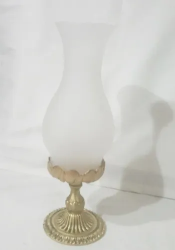 abajur candienho em bronze e vidro fosco