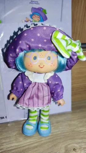 Boneca Strawberry Shortcake Ameixinha Party Pleased