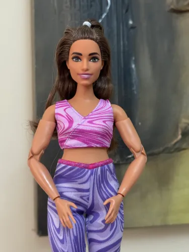 Barbie MTM curvy (200,00 menor preço)