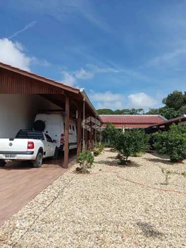CASA PRÓXIMA À PRAIA - ERVINO - SÃO FRANCISCO DO SUL-SC.