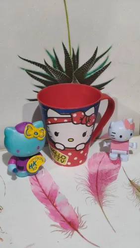 Kit Hello Kitty - Boneco Interativo, Copos e Itens Exclusivos<br>