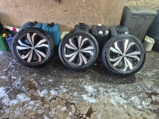 3rodas Volkswagen aro 17 5 furos com pneus