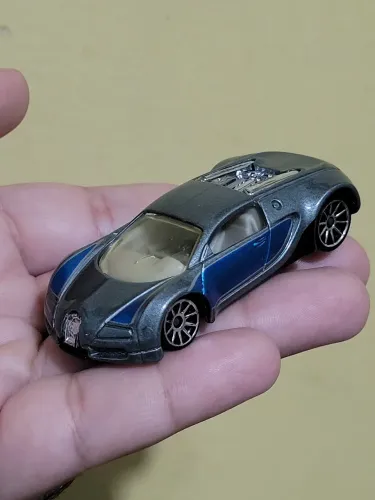 Carrinho Hotwheels - Bugatti Veyron - Original