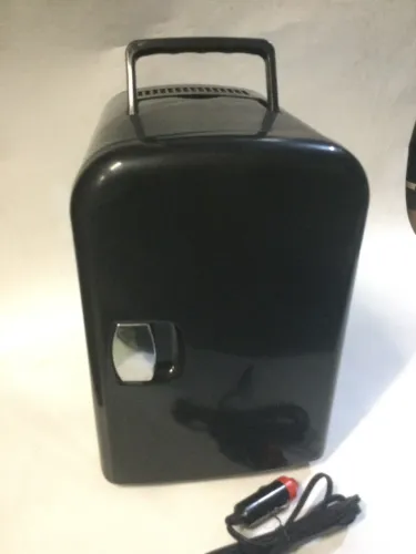 Mini geladeira 12v