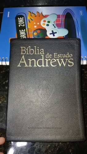 Biblia de estudo Andrews capa de couro legítimo