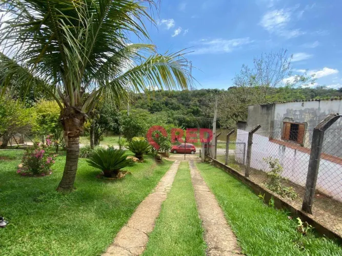 Chácara com 2 dormitórios à venda, 714 m² por R$ 450.000,00 - Condomínio Aquarius - Araçoi