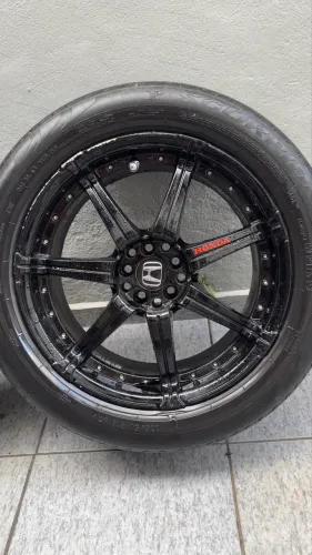 Roda Preta Estrela Aro 18