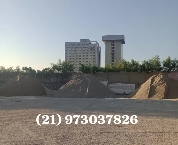 Areia e Pedras para Construção - Qualidade e Entrega!