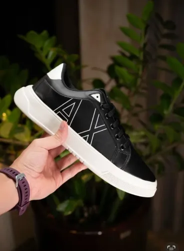 Tenis Casual preto ou branco